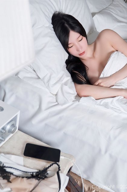 国产美女黄色大秀视频