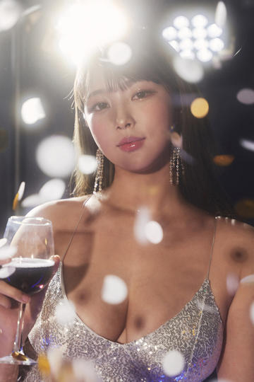 国产美女脱衣服视频网站黄色
