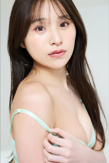 裸身美女短裙无遮挡穿丝袜(裸身美女短裙无遮挡穿丝袜视频)
